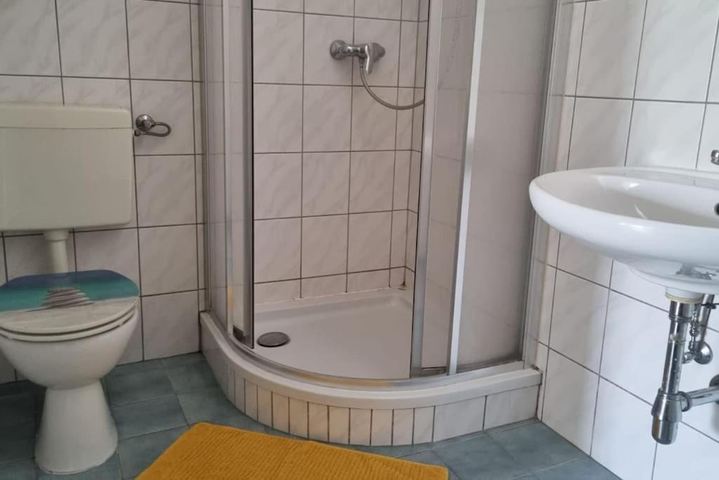 Apartment Mit 2 Betten Inklusive Gratis Parkplatz กราซ ภายนอก รูปภาพ